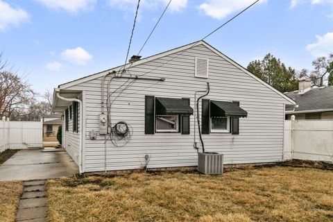 Tiny photo for 15332 Dante Avenue, Dolton, IL 60419 (MLS # 12584015)