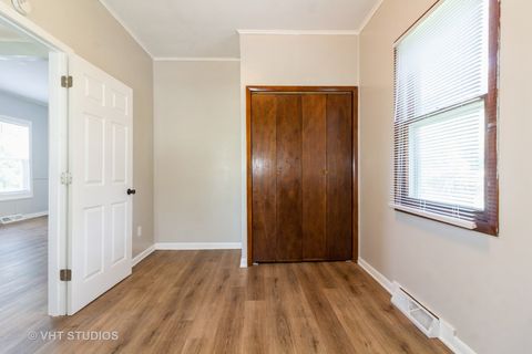 Tiny photo for 92 W 37th Street, Steger, IL 60475 (MLS # 12535991)