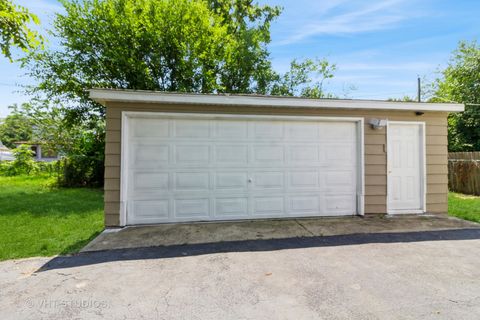Tiny photo for 92 W 37th Street, Steger, IL 60475 (MLS # 12535991)