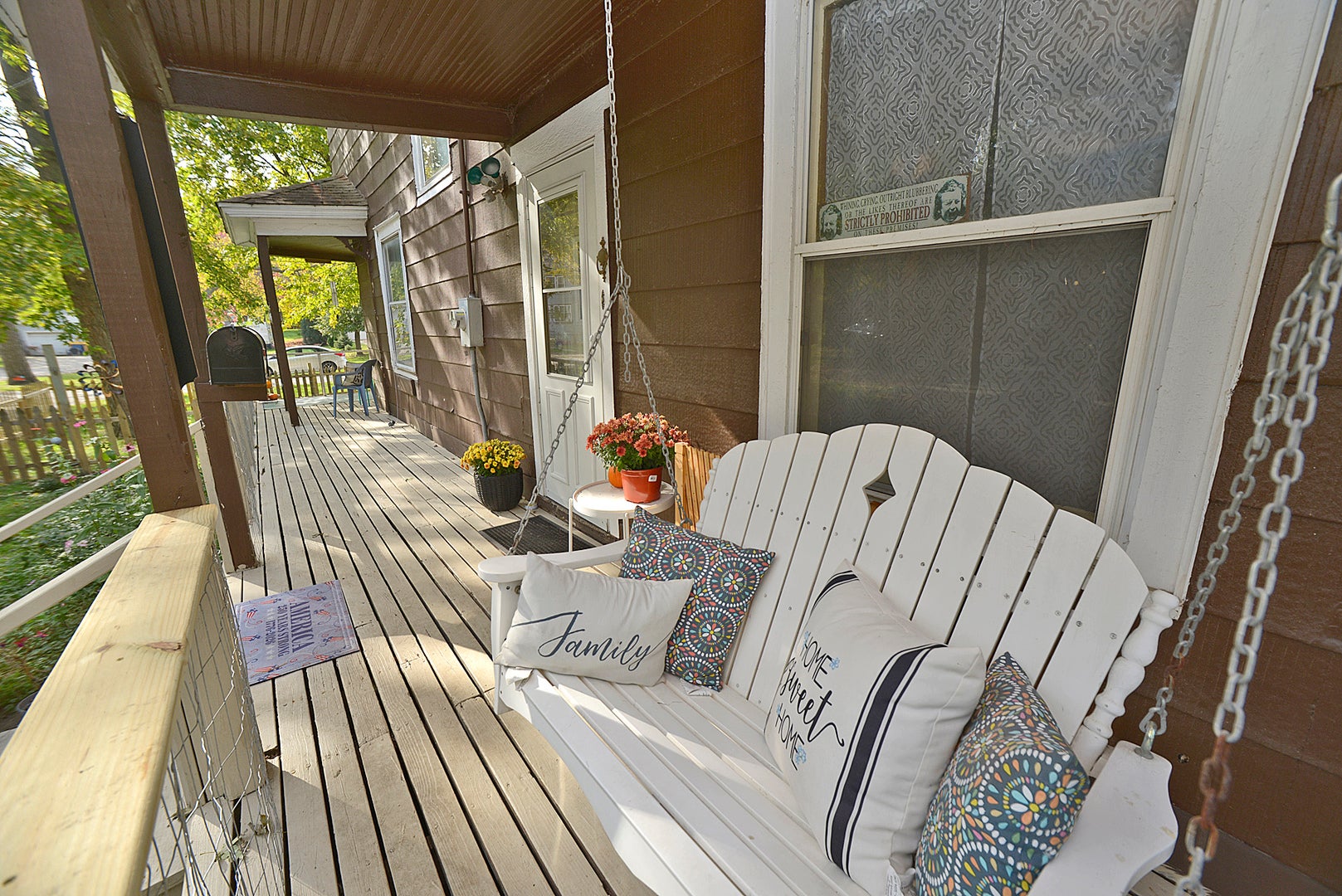 165 W Lincoln Street