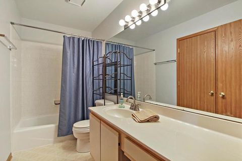 Tiny photo for 962 Annadale Drive, Elgin, IL 60123 (MLS # 12508586)