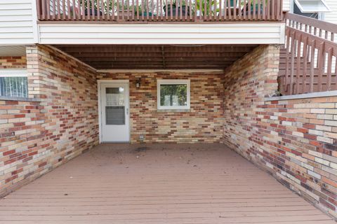 Tiny photo for 2202 E Lincoln Street #7, Bloomington, IL 61701 (MLS # 12483297)
