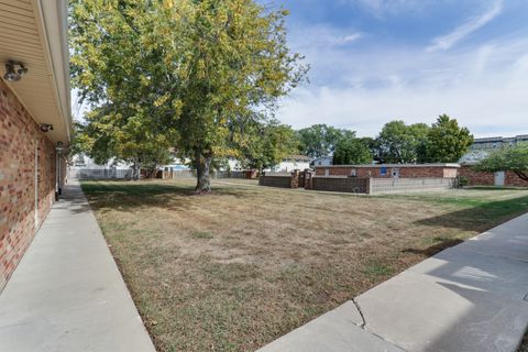 Tiny photo for 2202 E Lincoln Street #7, Bloomington, IL 61701 (MLS # 12483297)