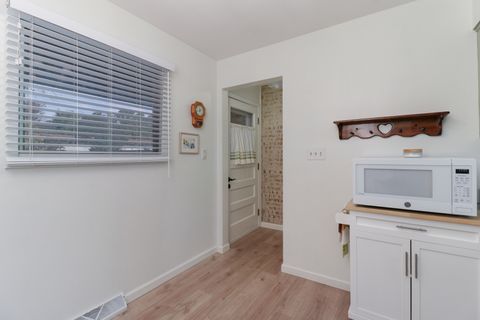 Tiny photo for 2202 E Lincoln Street #7, Bloomington, IL 61701 (MLS # 12483297)