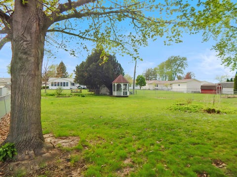 Tiny photo for 1118 N 13TH Street, Clinton, IA 52732 (MLS # 12629506)