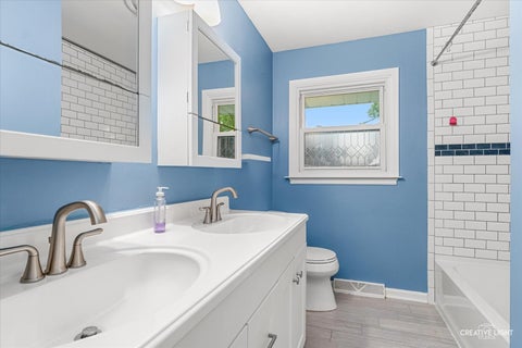 Tiny photo for 932 Longmeadow Drive, Geneva, IL 60134 (MLS # 12735351)