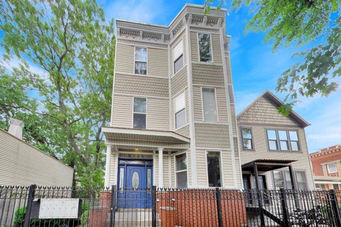 Photo of 2141 N Point Street #1F, Chicago, IL 60647 (MLS # 12678903)