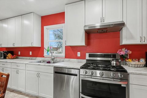 Tiny photo for 333 W Pine Street, Paxton, IL 60957 (MLS # 12615353)