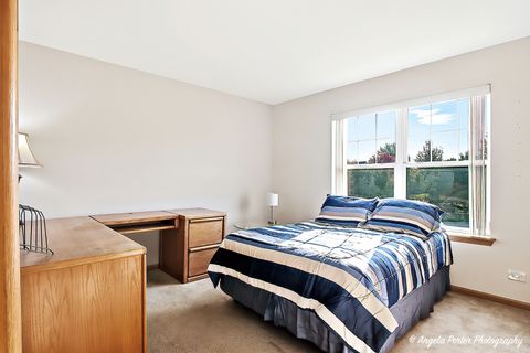 Tiny photo for 2810 Cattail Court #B, Wauconda, IL 60084 (MLS # 12484490)