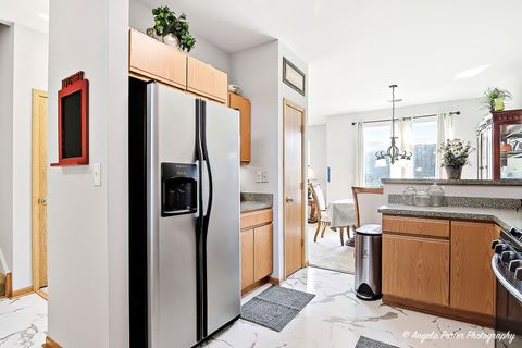 Tiny photo for 2810 Cattail Court #B, Wauconda, IL 60084 (MLS # 12484490)