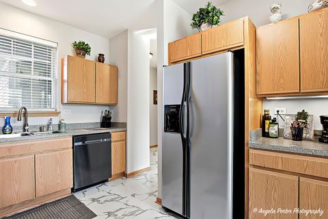 Tiny photo for 2810 Cattail Court #B, Wauconda, IL 60084 (MLS # 12484490)