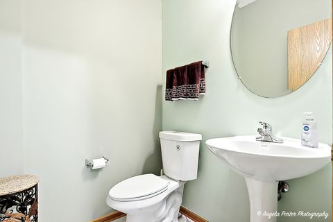 Tiny photo for 2810 Cattail Court #B, Wauconda, IL 60084 (MLS # 12484490)