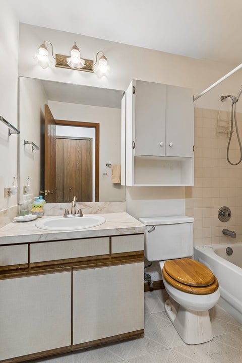 Tiny photo for 83 Midhurst Court #102A, Naperville, IL 60565 (MLS # 12733456)