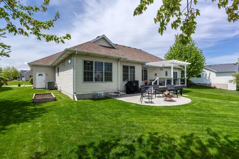Tiny photo for 6309 Forest Road, Davenport, IA 52807 (MLS # 12632903)