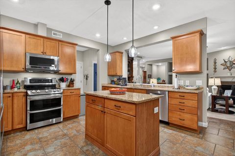 Tiny photo for 6309 Forest Road, Davenport, IA 52807 (MLS # 12632903)