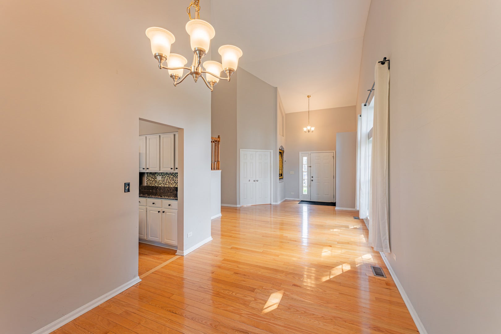 1265 DUNBARTON Drive