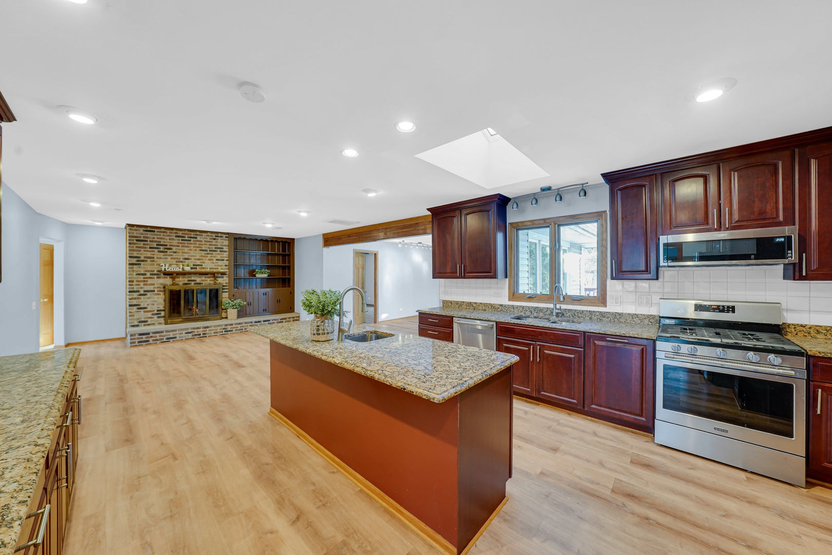 2226 Shannondale Road