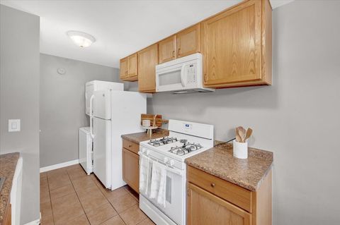 Tiny photo for 485 James Court #C, Glendale Heights, IL 60139 (MLS # 12609038)