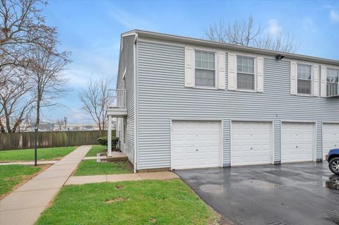 Tiny photo for 485 James Court #C, Glendale Heights, IL 60139 (MLS # 12609038)