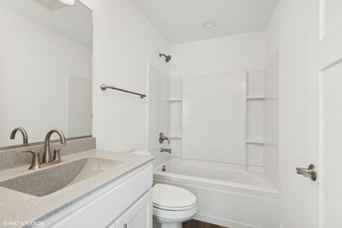 Tiny photo for 124 E Main Street #2-3, Cary, IL 60013 (MLS # 12432486)
