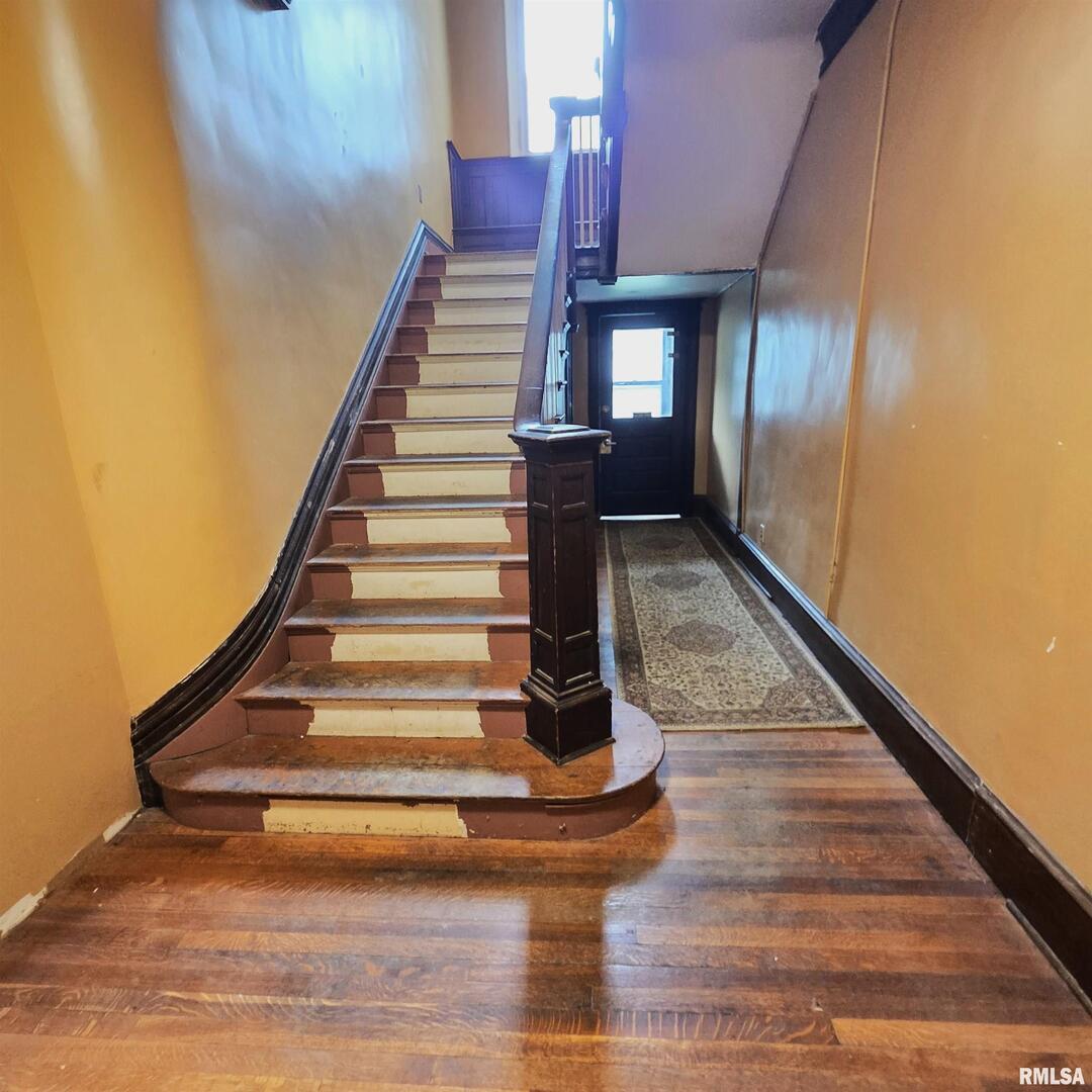 11 OAK Lane