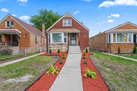 Tiny photo for 7917 S Christiana Avenue, Chicago, IL 60652 (MLS # 12662563)