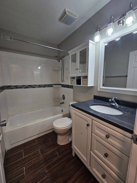 Tiny photo for 457 Hadley Court, Bartlett, IL 60103 (MLS # 12400456)