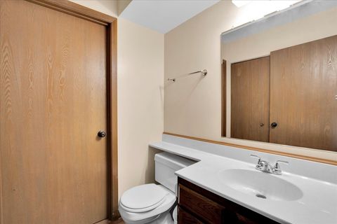 Tiny photo for 305 Abbey Lane, Vernon Hills, IL 60061 (MLS # 12612970)