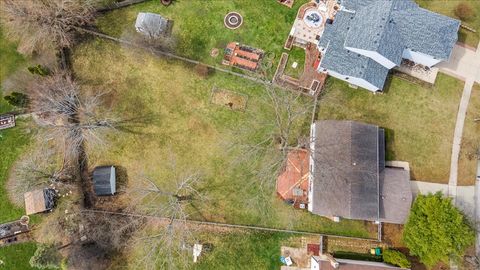 Tiny photo for 305 Abbey Lane, Vernon Hills, IL 60061 (MLS # 12612970)