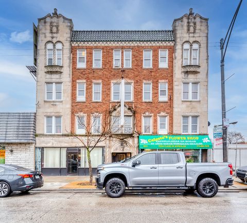 3919 W Fullerton Avenue Chicago IL 60639