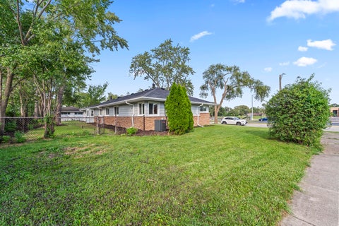 Tiny photo for 202 Wilson Street, Park Forest, IL 60466 (MLS # 12751239)