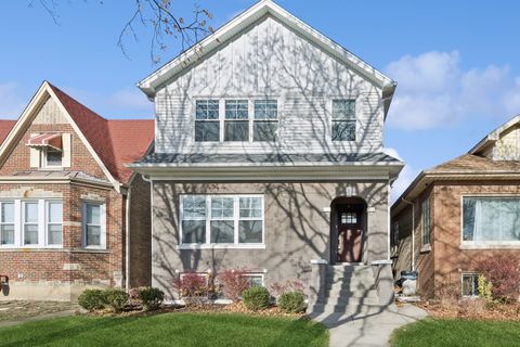 Photo of 5622 W Pensacola Avenue, Chicago, IL 60634 (MLS # 12581003)