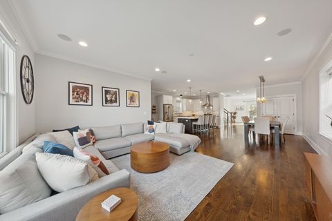 Tiny photo for 5622 W Pensacola Avenue, Chicago, IL 60634 (MLS # 12581003)