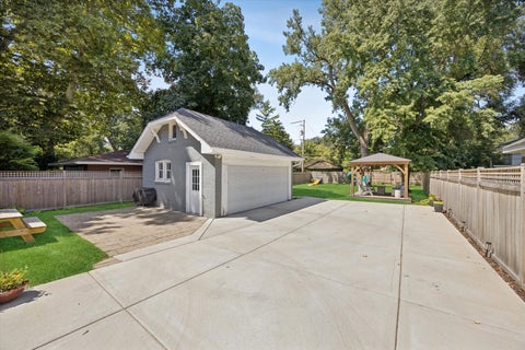 Tiny photo for 212 Gage Road, Riverside, IL 60546 (MLS # 12732705)