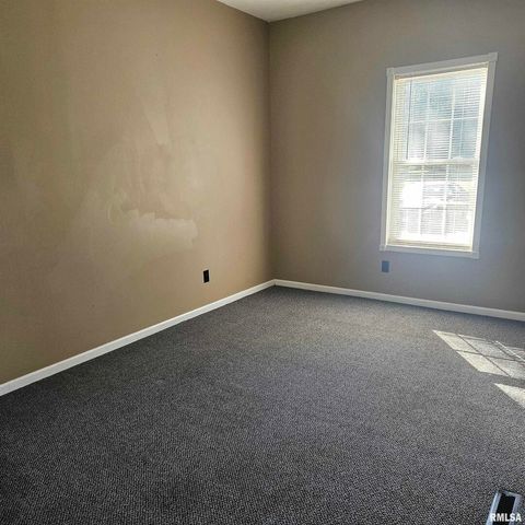 Tiny photo for 1397 Haynor Street, Galesburg, IL 61401 (MLS # QC4268157)