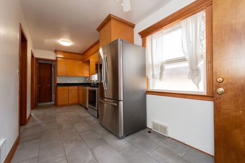 Tiny photo for 5019 W Carmen Avenue, Chicago, IL 60630 (MLS # 12477733)
