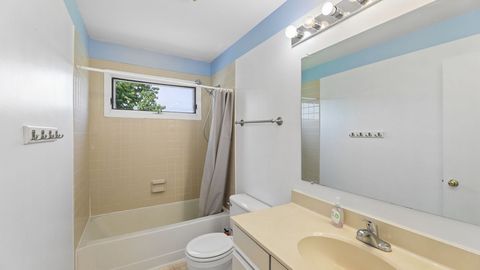 Tiny photo for 6 Boulder Ridge Court, Bolingbrook, IL 60490 (MLS # 12656143)