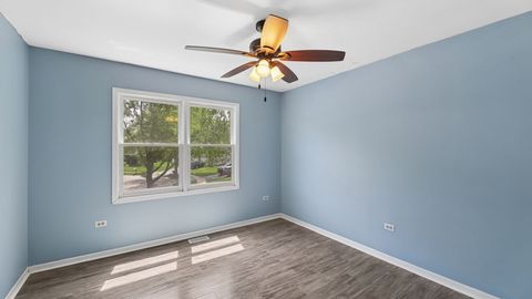 Tiny photo for 6 Boulder Ridge Court, Bolingbrook, IL 60490 (MLS # 12656143)