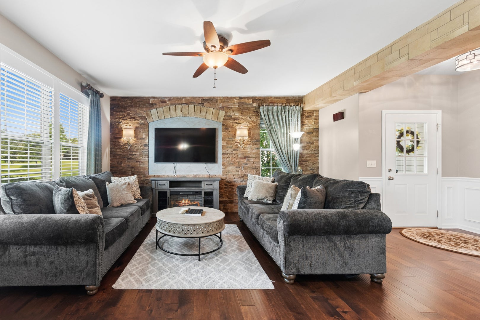 12906 Conifer Street 12906