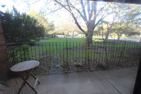 Tiny photo for 10 Old Oak Drive #103, Buffalo Grove, IL 60089 (MLS # 12517857)