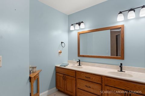 Tiny photo for 293 Farm Court, Yorkville, IL 60560 (MLS # 12611384)