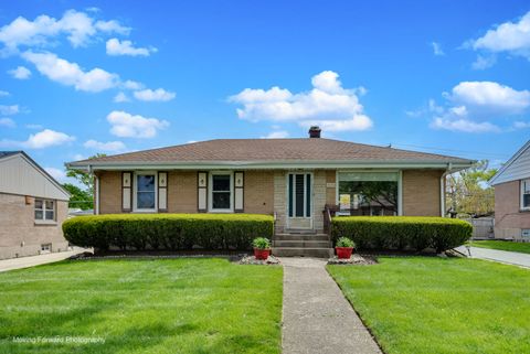 Photo of 1425 Atwood Avenue, Berkeley, IL 60163 (MLS # 12643693)