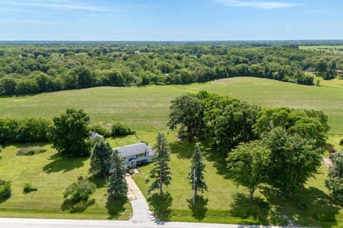 Photo of 10121 Ridgewood Road, Milan, IL 61264 (MLS # 12683525)