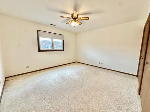 Tiny photo for 9134 S Pulaski Road #2E, Oak Lawn, IL 60453 (MLS # 12501334)