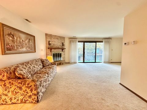Tiny photo for 9134 S Pulaski Road #2E, Oak Lawn, IL 60453 (MLS # 12501334)