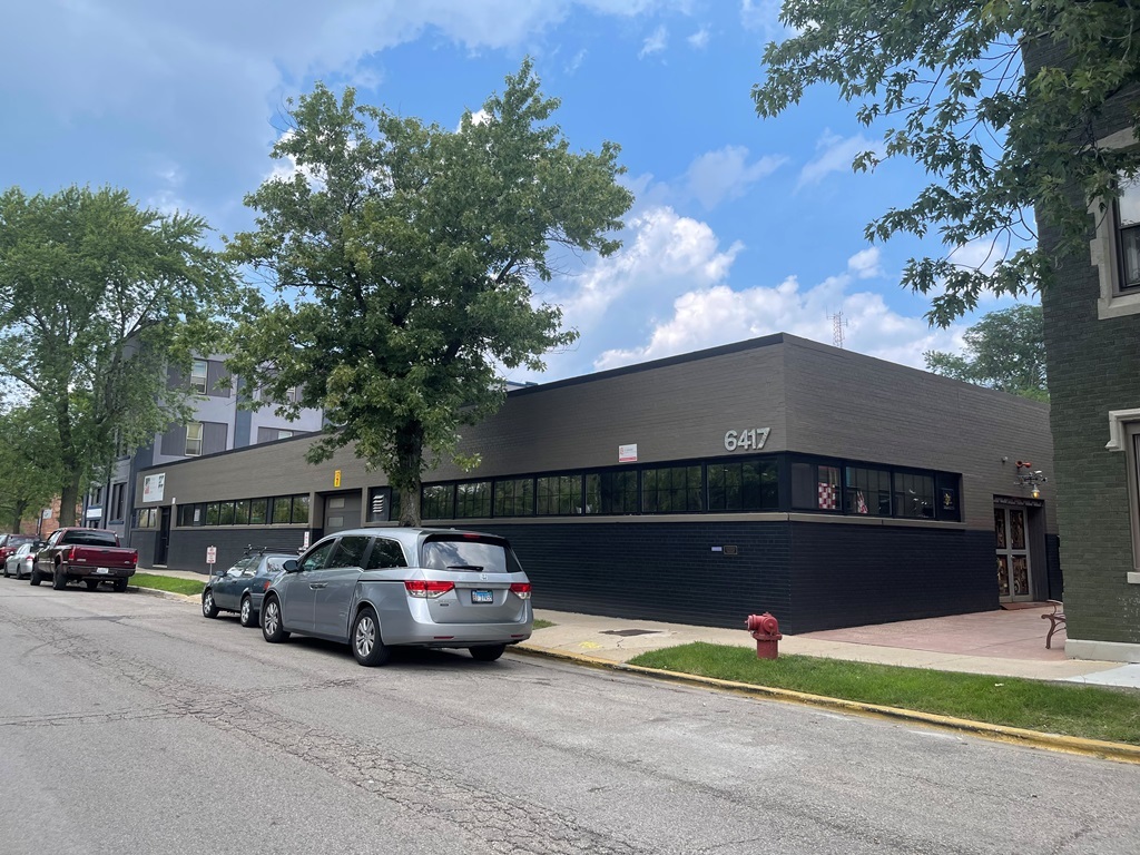 6415-33 N Ravenswood Avenue