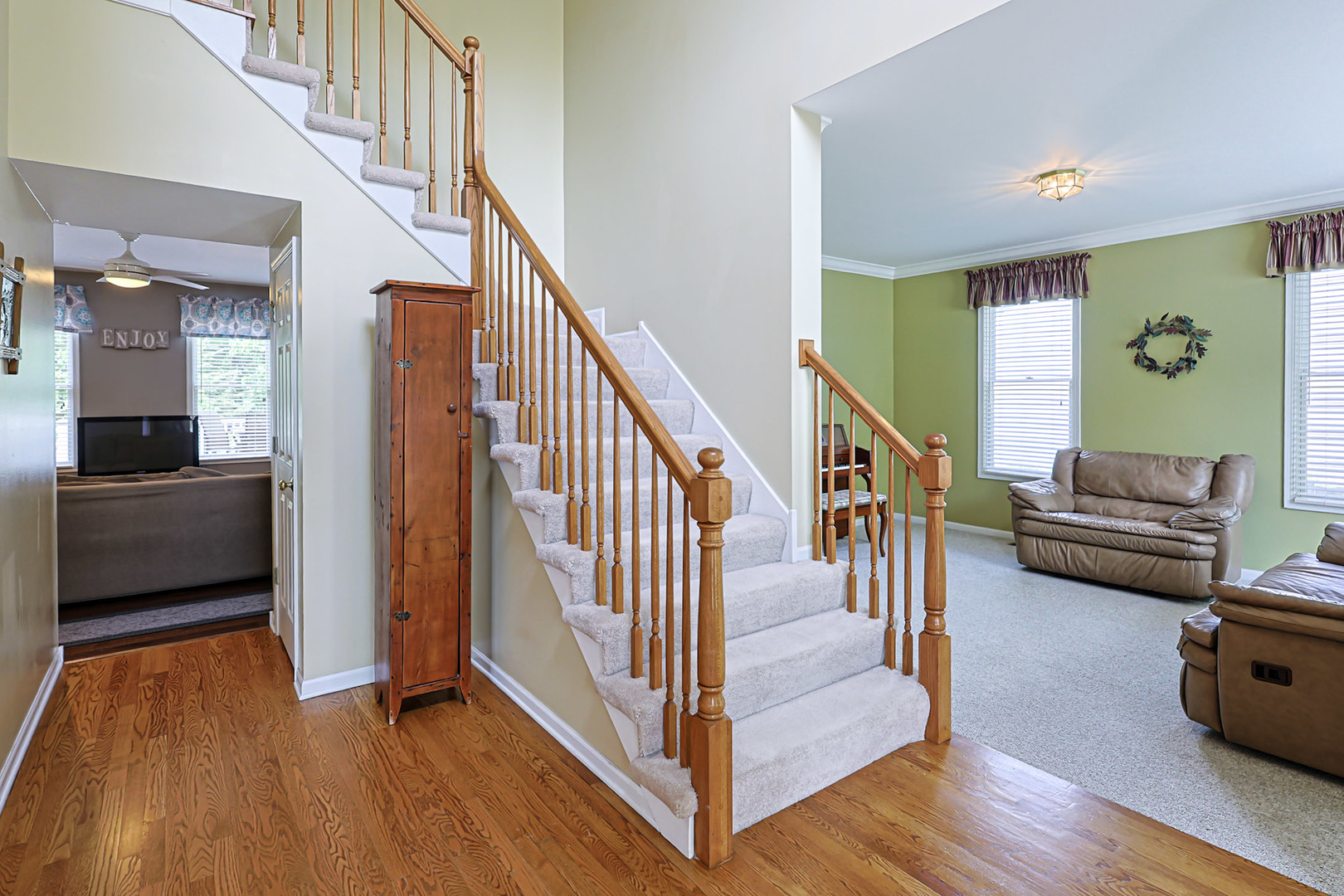 5686 Angouleme Lane