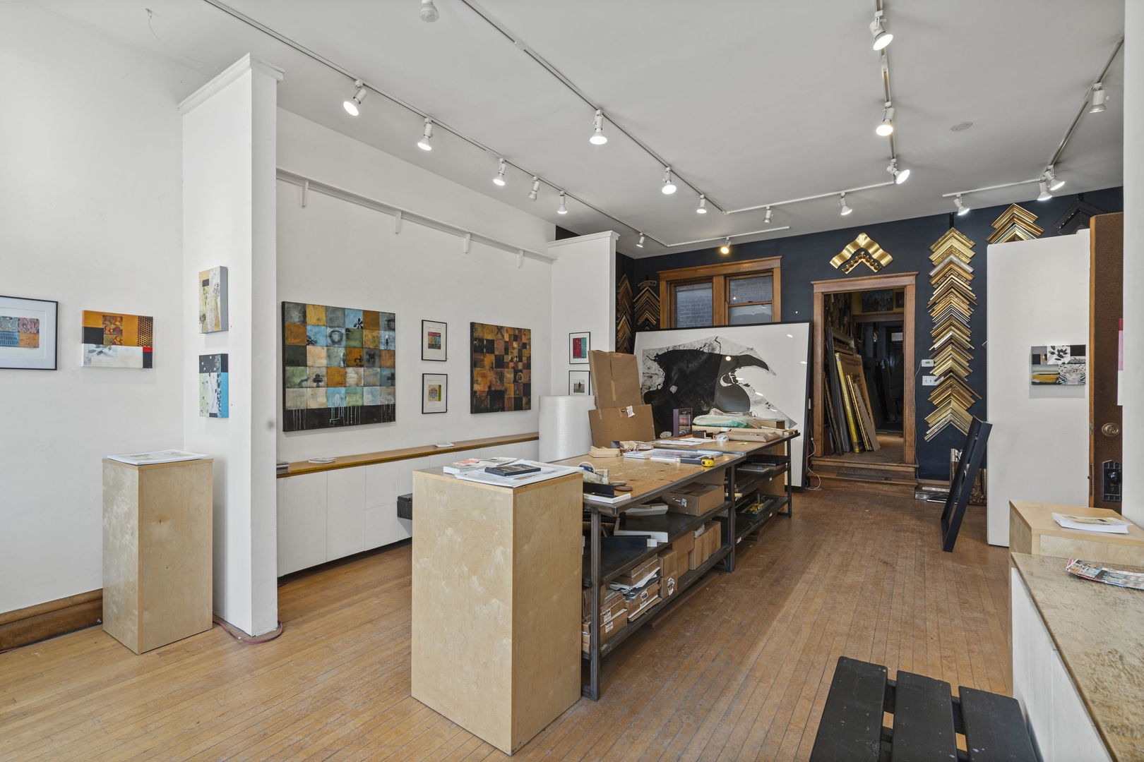 2019 N Damen Avenue