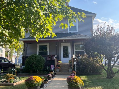 Tiny photo for 132 W FRANKLIN Street W, Paxton, IL 60957 (MLS # 12469288)