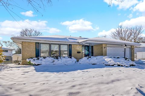 Photo of 1161 E 171st Court, South Holland, IL 60473 (MLS # 12530402)